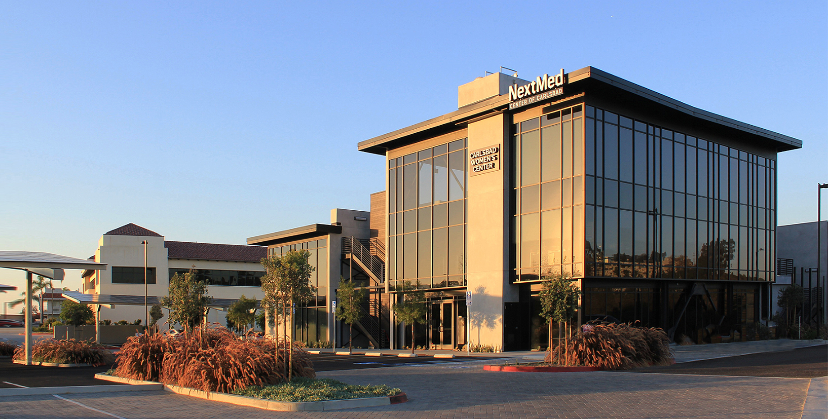 Carlsbad-nextmed-medical-doctor-clinic-med-physician-medcenter-health-center-building-panorama